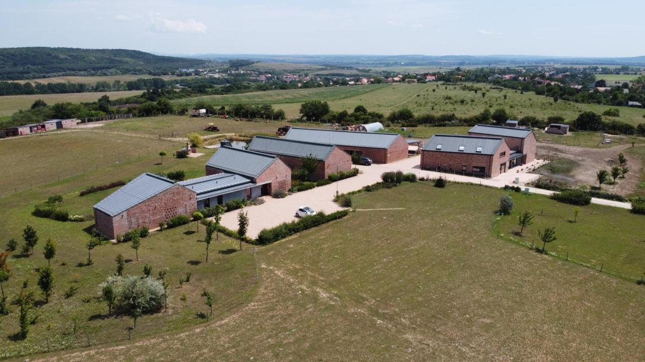 Oeregtoelgy Vendeghaz Villa Szar Luaran gambar