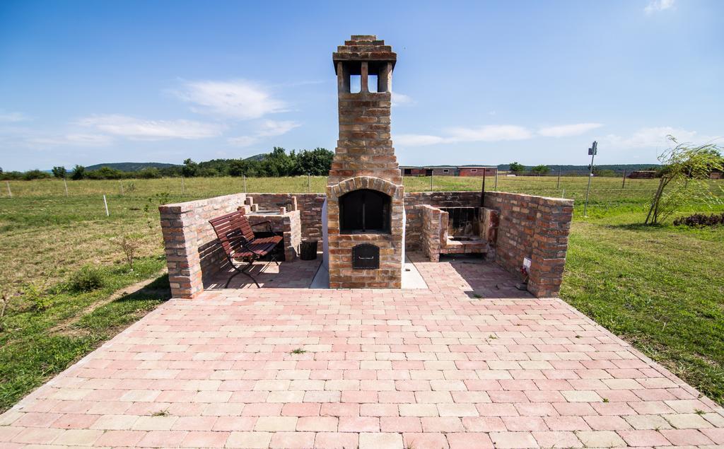 Oeregtoelgy Vendeghaz Villa Szar Luaran gambar